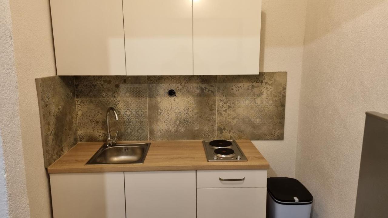 Holiday Home Jukic Pr Селине Екстер'єр фото
